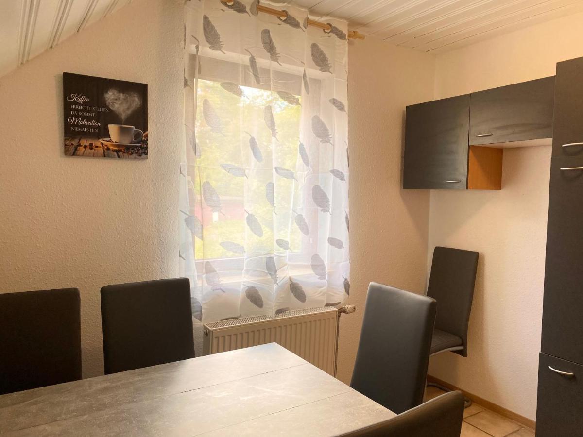 Apartments Rhona III Und IV Neunkirchen City ภายนอก รูปภาพ