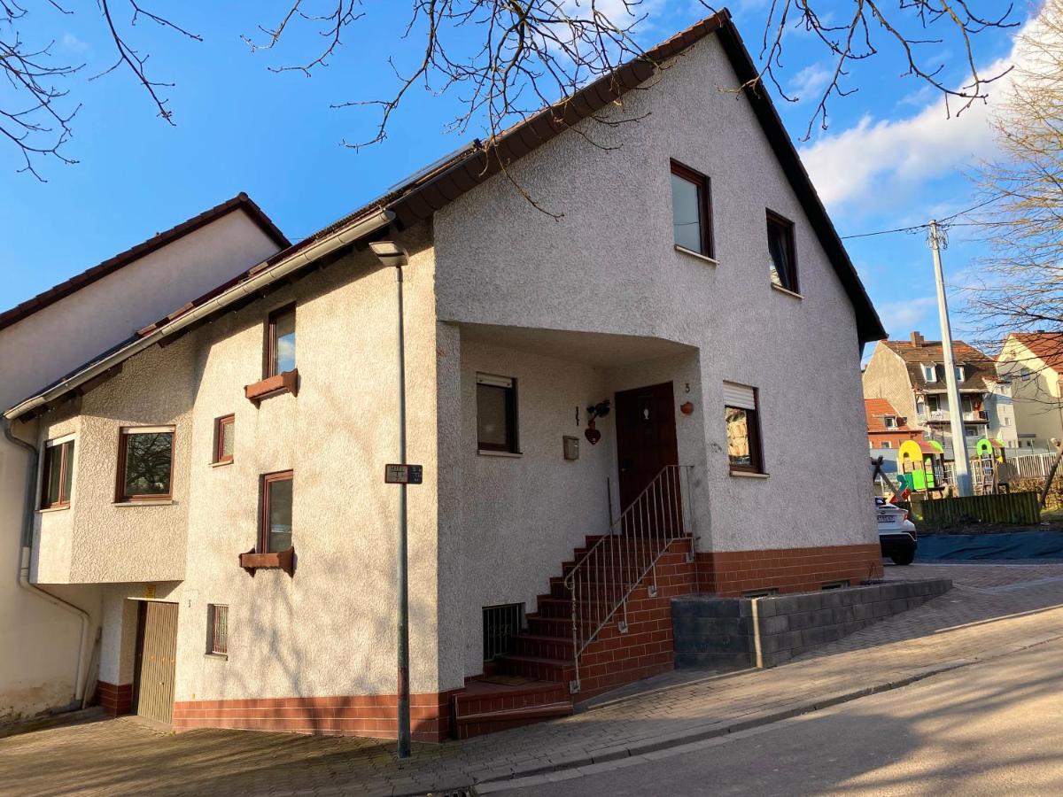 Apartments Rhona III Und IV Neunkirchen City ภายนอก รูปภาพ